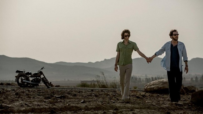 Yves Saint Laurent et Pierre Bergé (Pierre Niney et Guillaume Gallienne) à Marrakech.