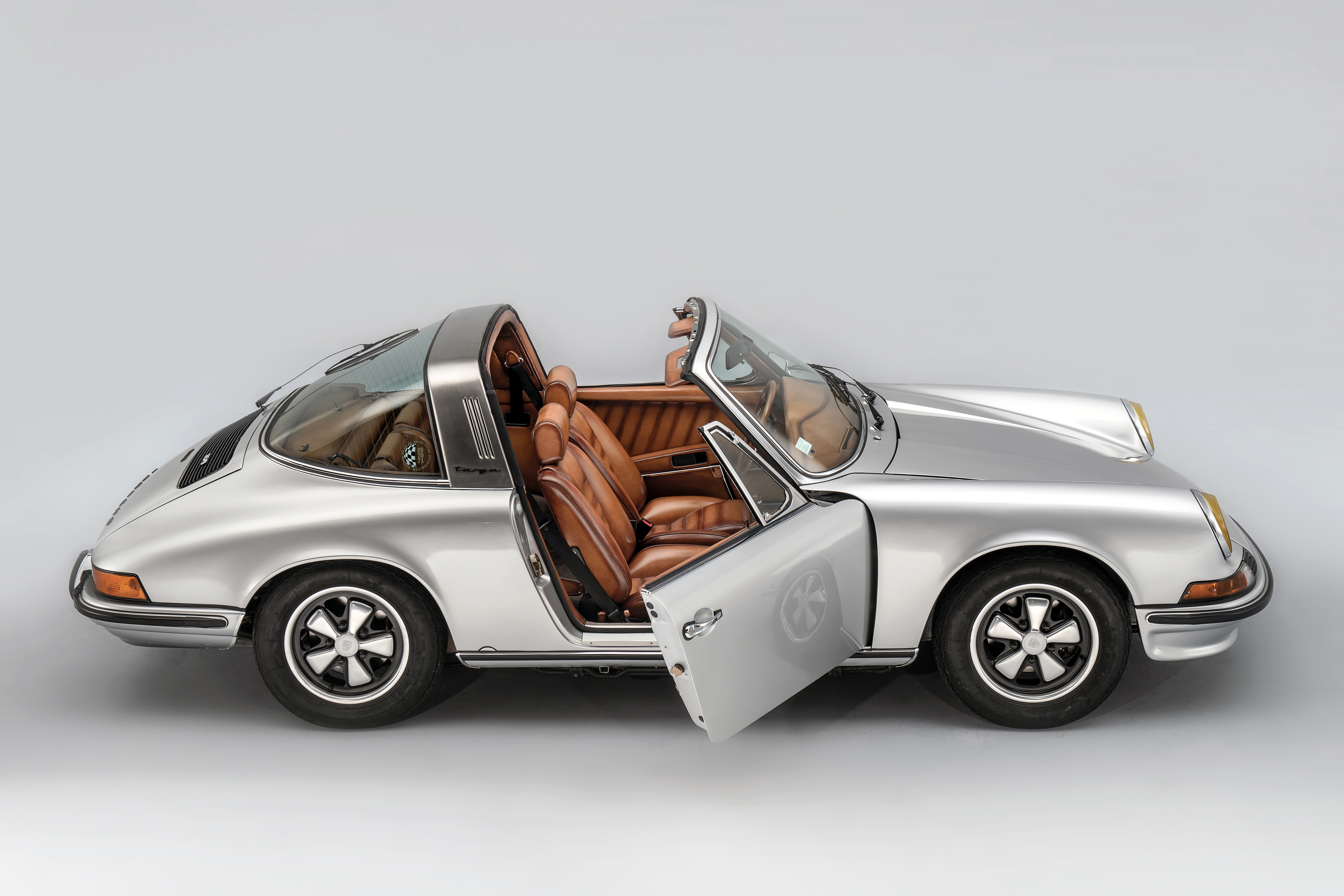 PORSCHE 911 TARGA