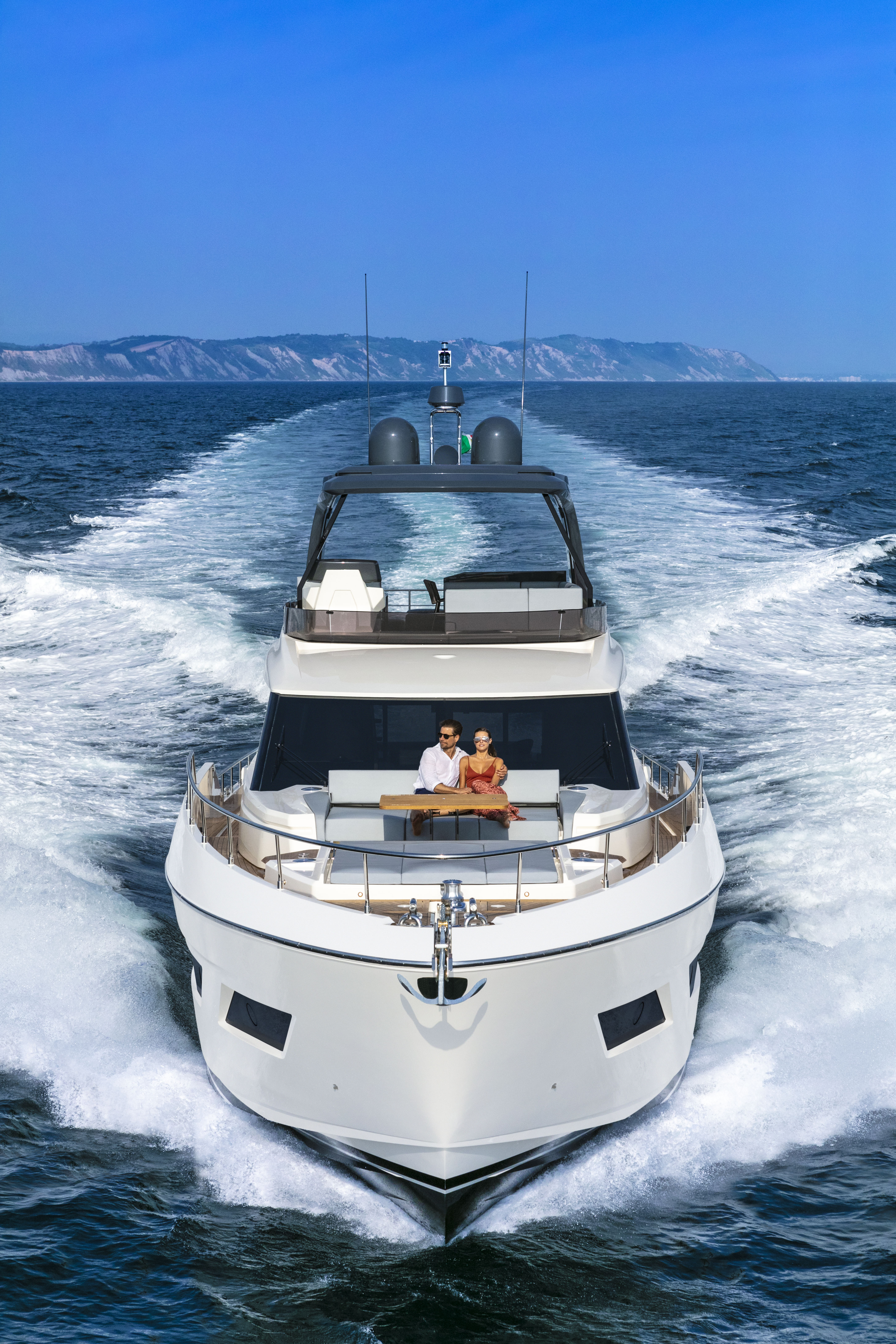 FY720 Ferretti